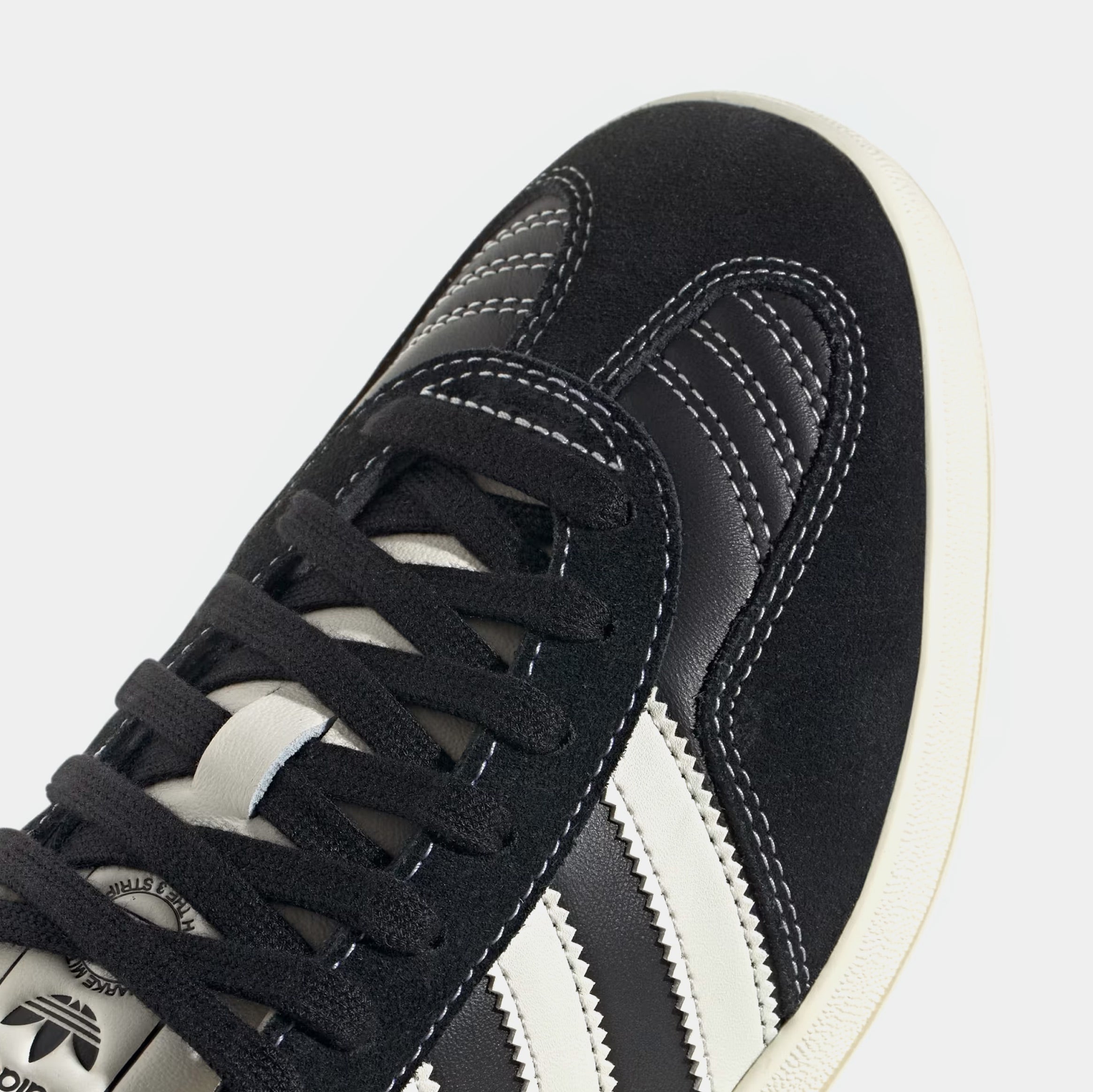 Gazelle Indoor Mens Lifestyle Shoes (Core Black/Cream White/Gold Metallic)