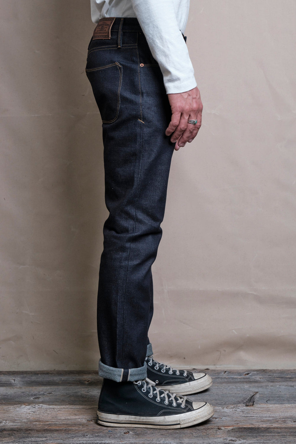 Avila Slim Taper <span> 14.50 ounce Kaihara Denim</span>