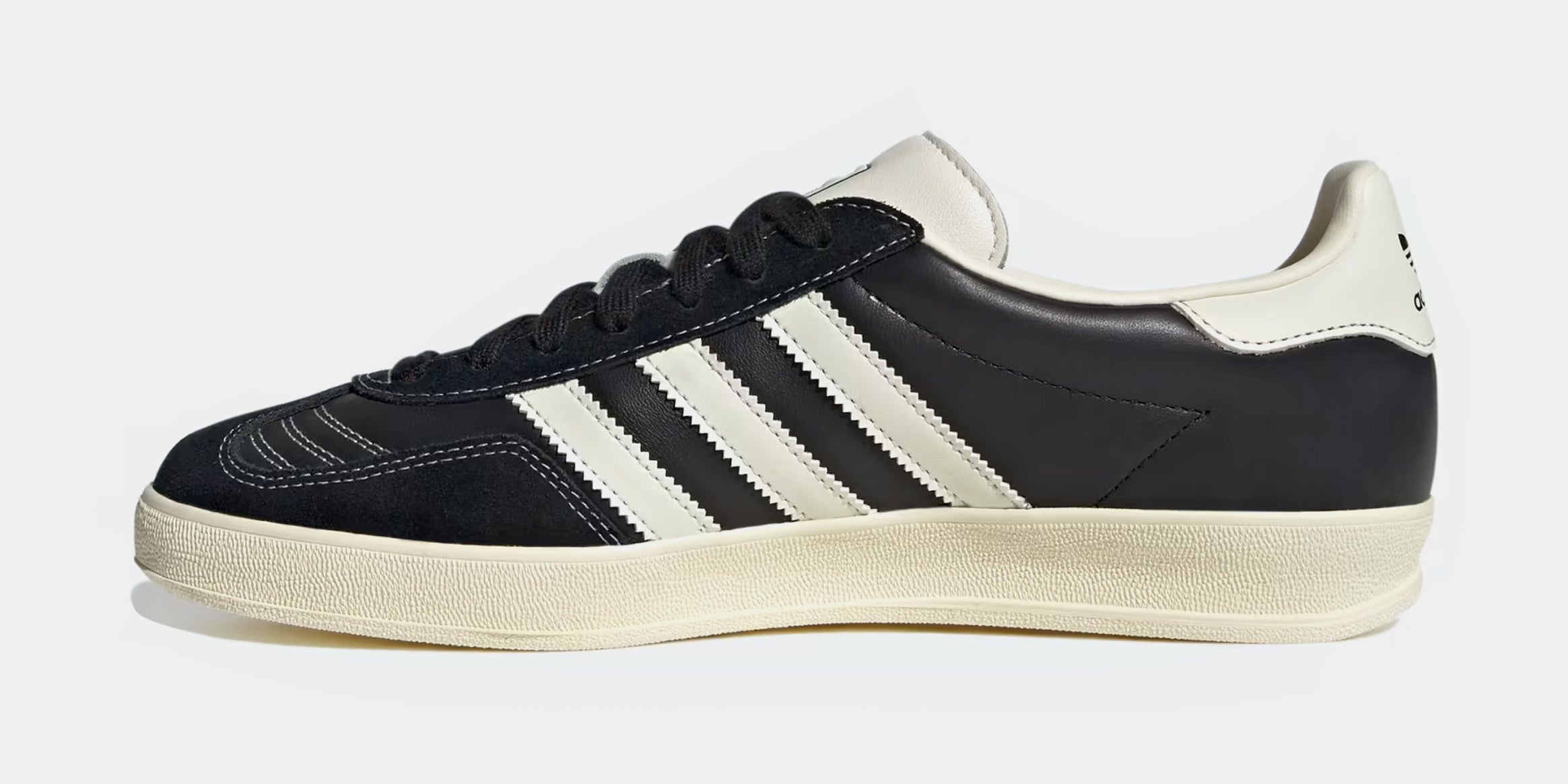 Gazelle Indoor Mens Lifestyle Shoes (Core Black/Cream White/Gold Metallic)